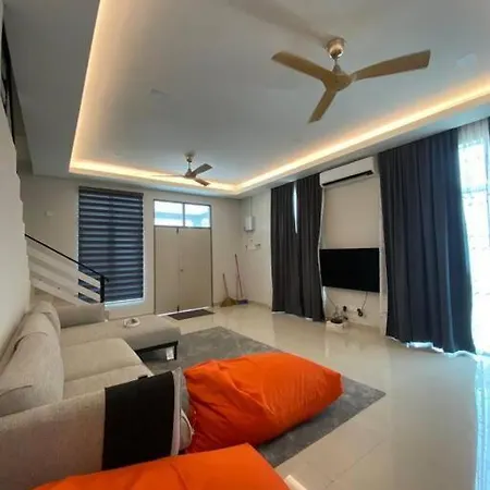 Aidan Home 2 With Private Pool Double Storey House Near Beach Kuala Terengganu Exterior photo